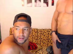 twinsboys 03-11-2017 