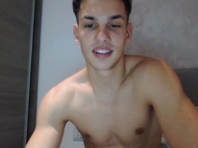 hornyhotboy6 03-12-2017 