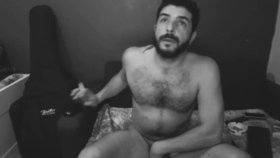 hornyguy31 03-03-2018 