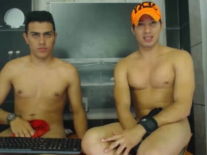 funny_boys1 04-01-2019 