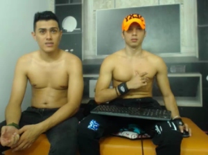 funny_boys1 09-03-2019 