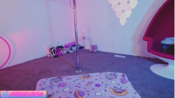 Chroniclove 03-10-2020 Topless 