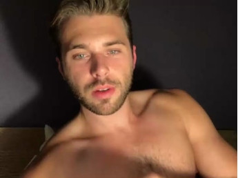 Hot8pack01  03-10-2020 recorded video Nude