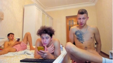 Purple_Gang  04-10-2020 video spray milk