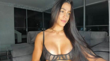 Amelia_Johnson  07-10-2020 sexygirl Female