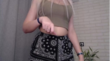 8a8y  08-10-2020 pussytoy Female