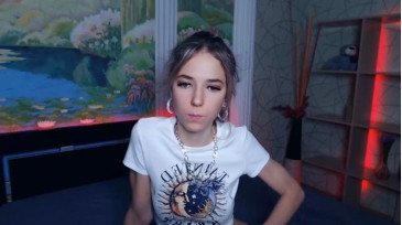 amber_tan Model Profile - HotWebcams