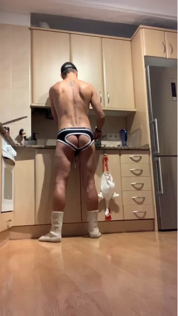 r0me0_st0ry  10-10-2020 Recorded Video Nude