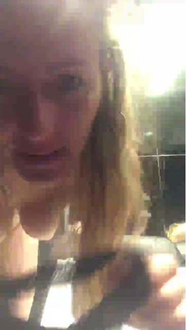 caldassimavicky  12-10-2020 pussyplay Female