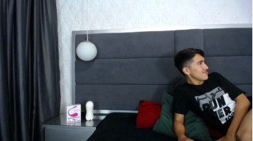 Two_Littleboys  15-10-2020 video tall