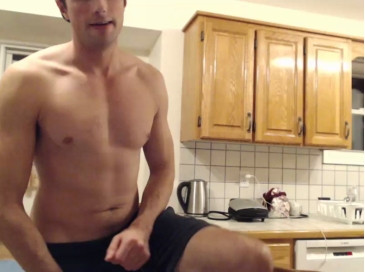 Athleteguy55555  16-10-2020 video slut