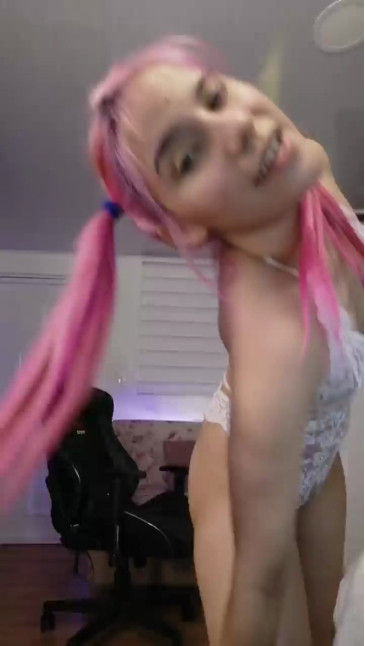 tokyoparis 16-10-2020 Topless 