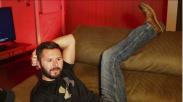 Axel_Woods  17-10-2020 video lesbian