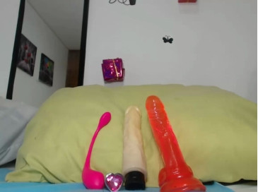 natalia_yess  17-10-2020 tugging Female