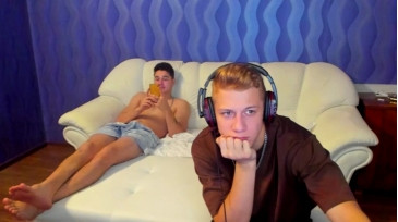 Purple_Gang  18-10-2020 video lickfinger