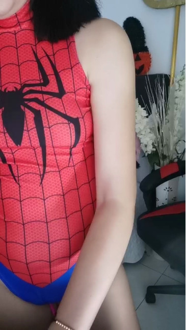 Sarah_Collinok  18-10-2020 biglips Female