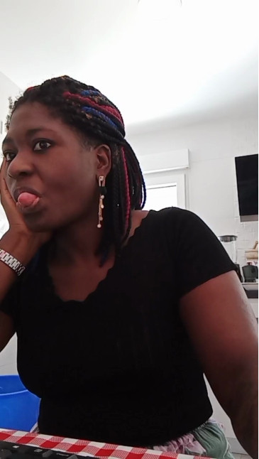 chocolate100hot 18-10-2020 Pretty 