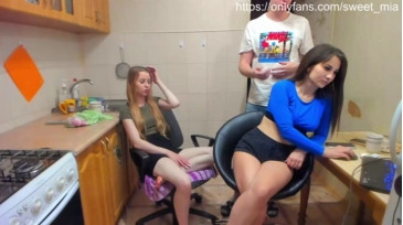 3threesomelove3 19-10-2020 Wet 