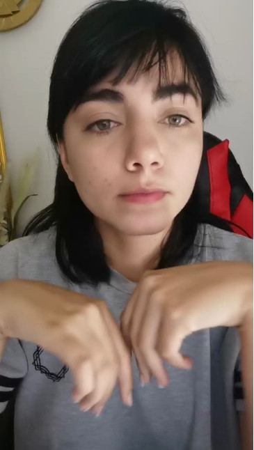 Sarah_Collinok 21-10-2020 Topless 