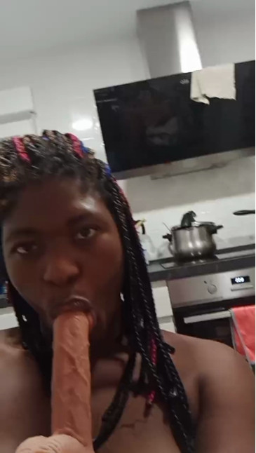 chocolate100hot 22-10-2020 Pretty 