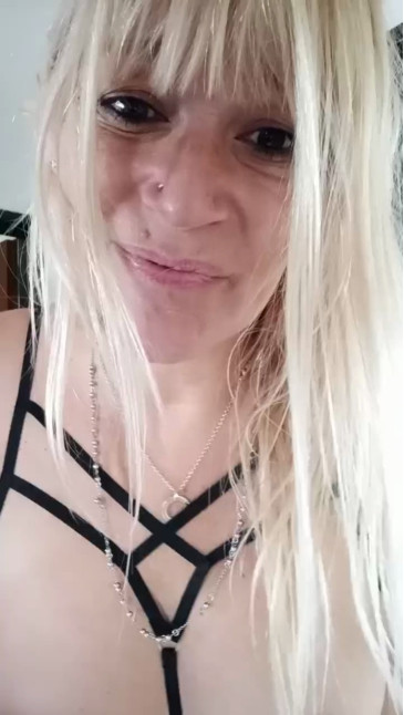 mikaypablo1  23-10-2020 slim Female