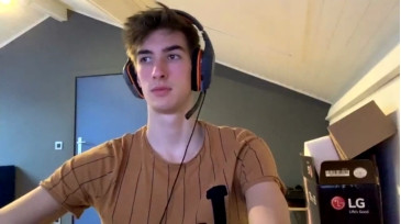 Blinded12321  25-10-2020 video giggles