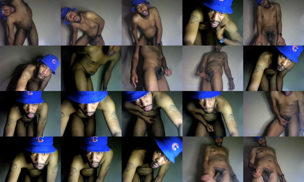 414blactino  26-10-2020 Male Topless