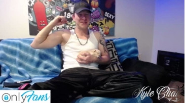 Kylechat  27-10-2020 video love