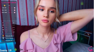 Annbarby  30-10-2020 bigdildo Female