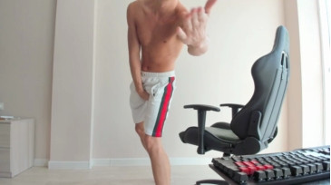 Dave_Maxwell  30-10-2020 video lingerie