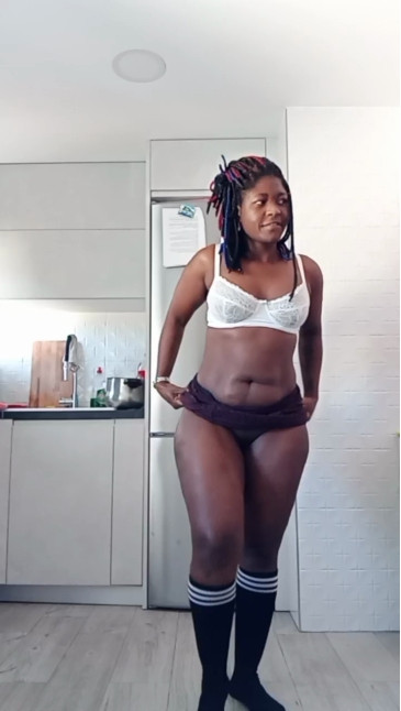 chocolate100hot 29-10-2020 Webcam 