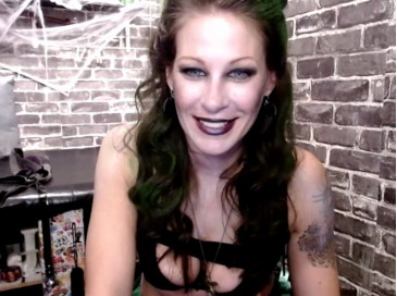 crazypilar  31-10-2020 pussytoy Female