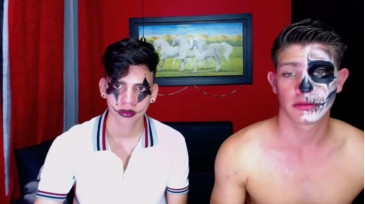 Handsomes_Boys  01-11-2020 video kiss