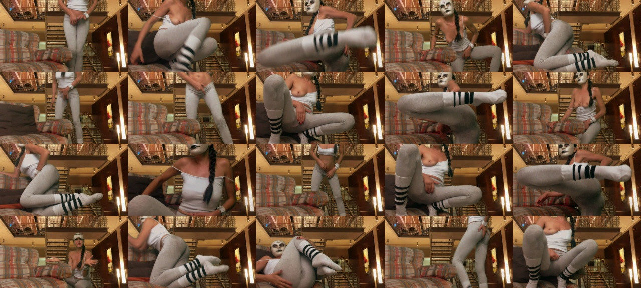 BellaDanny 04-11-2020 Topless 