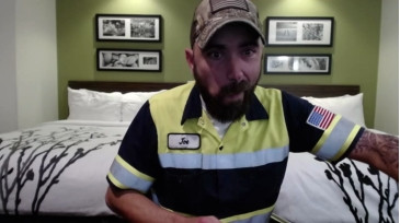 Hardworkertn  05-11-2020 video nipple