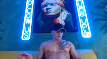 Straigthguysfun  05-11-2020 video plug in