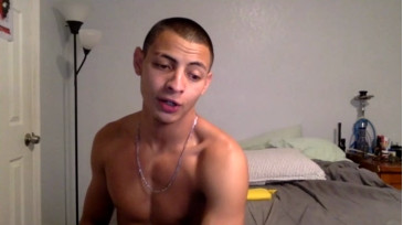 Victoria_Raae  05-11-2020 play dildo Couple