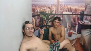 duo_chicken  05-11-2020 Recorded Video Cam