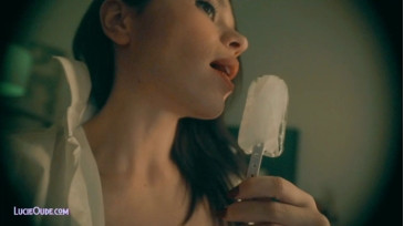Douxtease 07-11-2020 Topless 