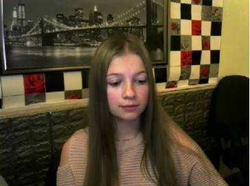 EmiStern  07-11-2020 flirt Female