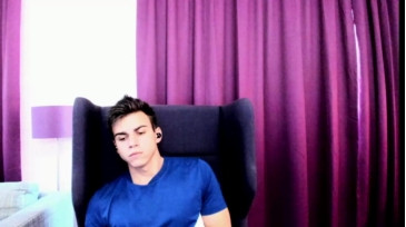 Mewtwo__  07-11-2020 video fingers