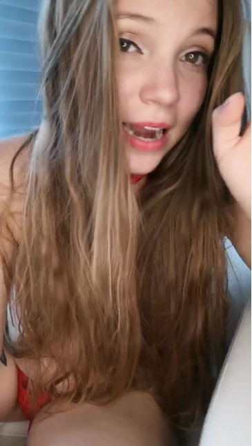 KylieFox_