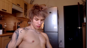 Troybrody  09-11-2020 video lickfinger