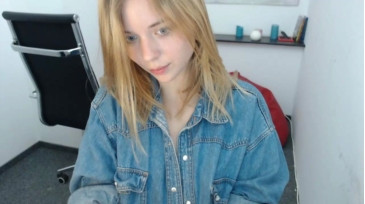 Blonde_Andcute 10-11-2020 Webcam 