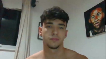 Peakybkinder1996  11-11-2020 video kitty