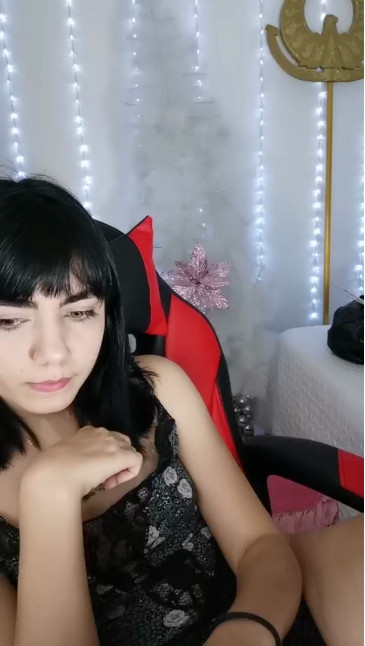 Sarah_Collinok  13-11-2020 vibeinass Female