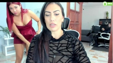 Emillybrowm  17-11-2020 sexi Couple