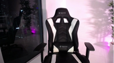 VanessaVega  19-11-2020 teaser Female