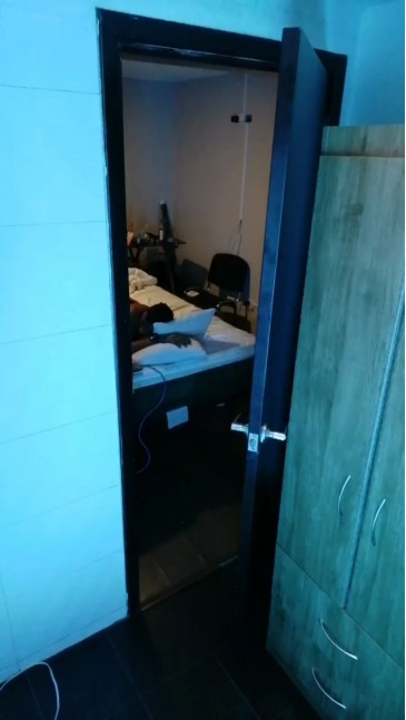 1Spit_KingPig  21-11-2020 Recorded Video Topless