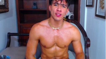 Tyler_Lautner  22-11-2020 video bignips